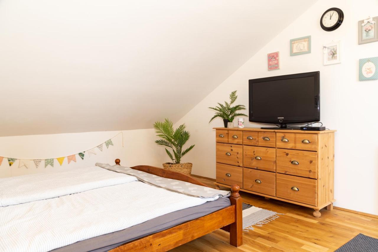 Vanilia Apartman Еґер Екстер'єр фото